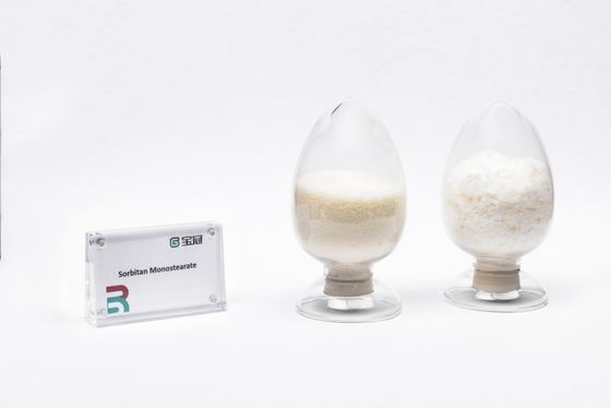 Un bon prix. Sorbitane monostearate ou sorbide stearate C24H46O6. valeur HLB 4,7 jaune clair granulaire solide stabilisant lubrifiant adoucisseur en ligne